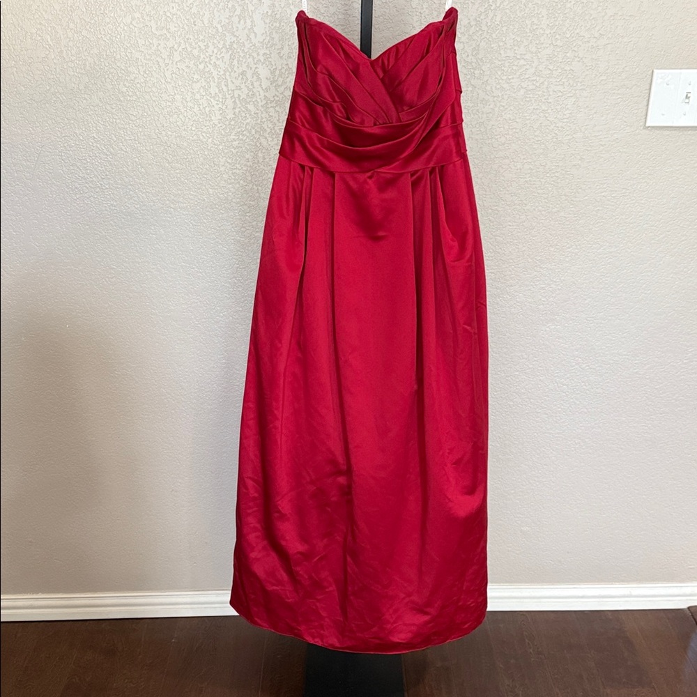 David’s Bridal Elegant Red Strapless Formal Dress